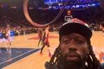👬统治NBA10年的俩男人！贝弗利脱下皮带助威库里打尼克斯🍑